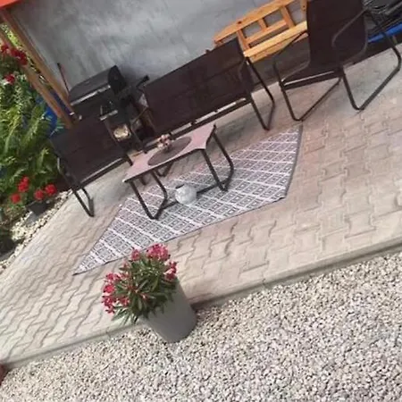 아파트 Kiscsillag Apartman *